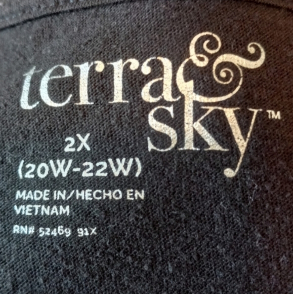 🐮 🐄 #momlife Short Sleeve T-Shirt - Picture 6 of 6